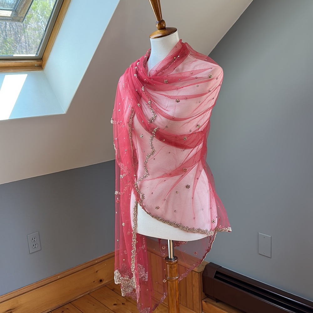 Golden Zardozi Pink Net Wrap - Picture 8 of 12